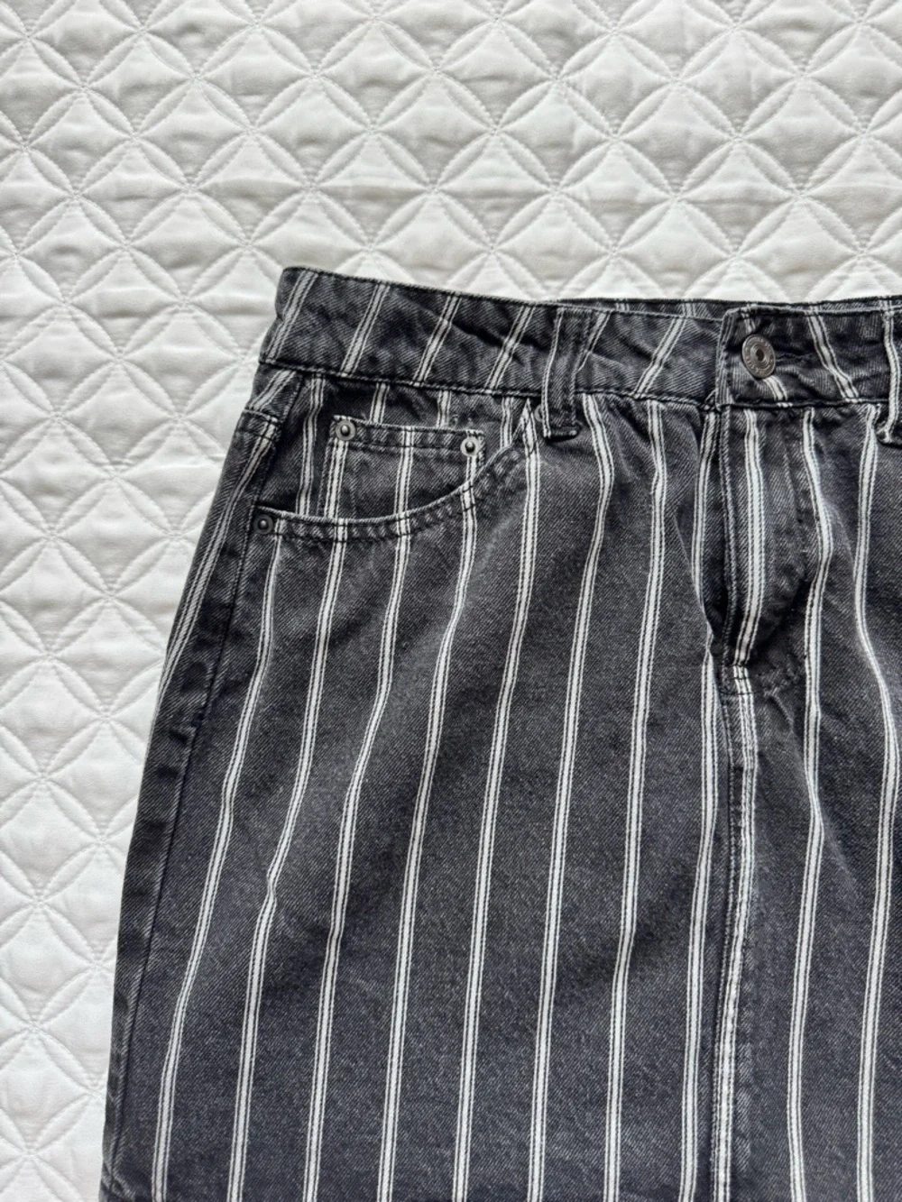 Vanilla Star Black White Striped Denim Mini Skirt Size 7 Waist 28 Y2K 90s Punk